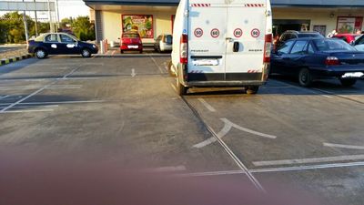Parcare Kaufland Galati 3 pe banda de circulatie