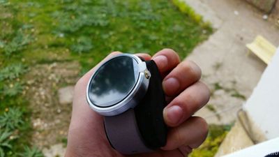 Moto 360 poza 4