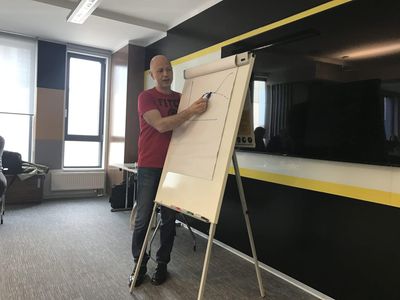 Radu este fondator la Gecad Ventures.
