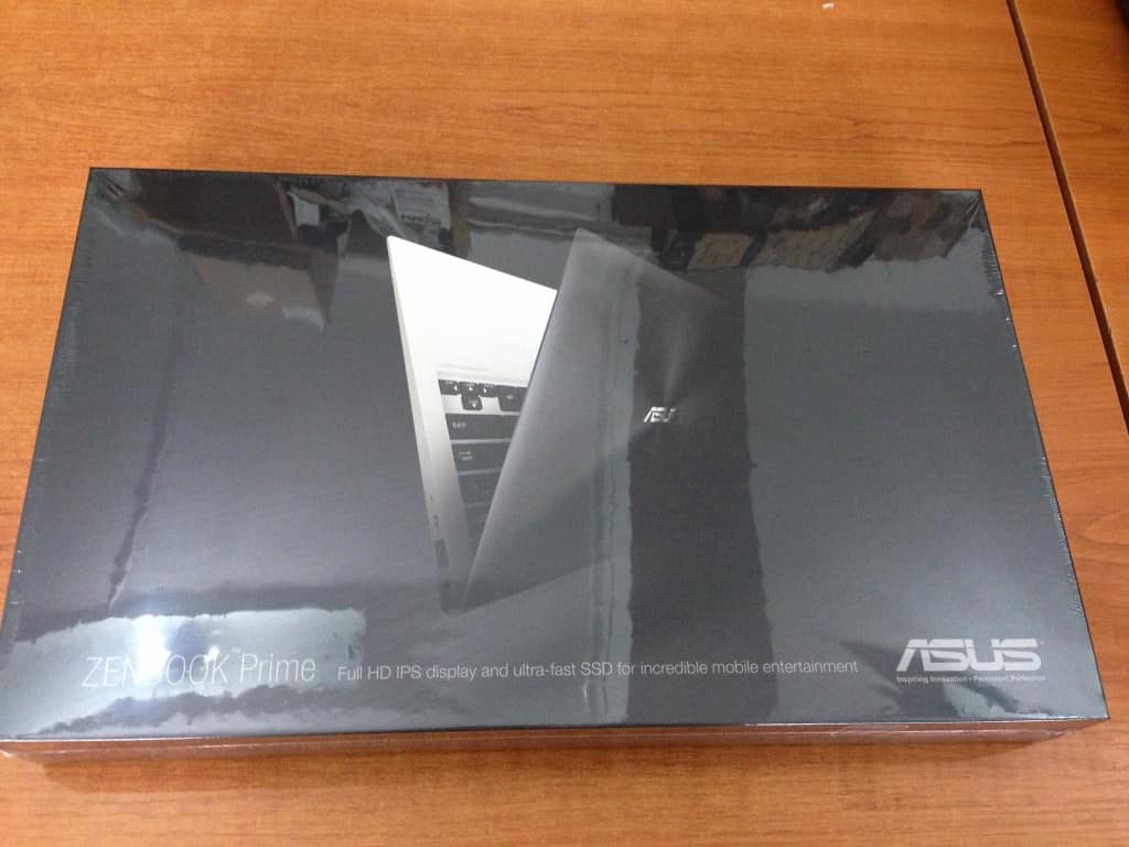 Cutie Asus ZenBook Touch 1