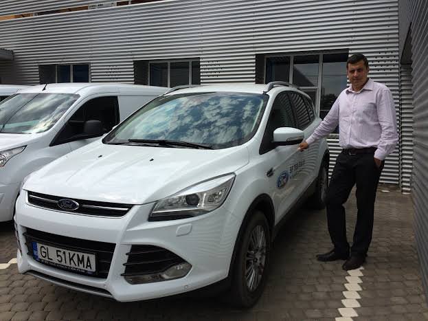 Eu, soarele din ochi si Ford Kuga :)