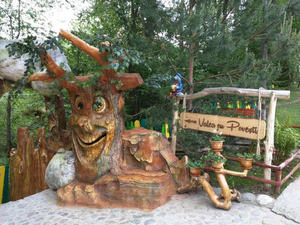 Valea cu Povesti