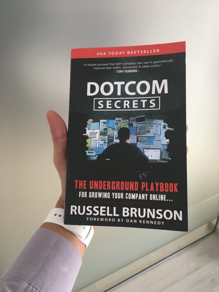Cartea DotCom Secrets