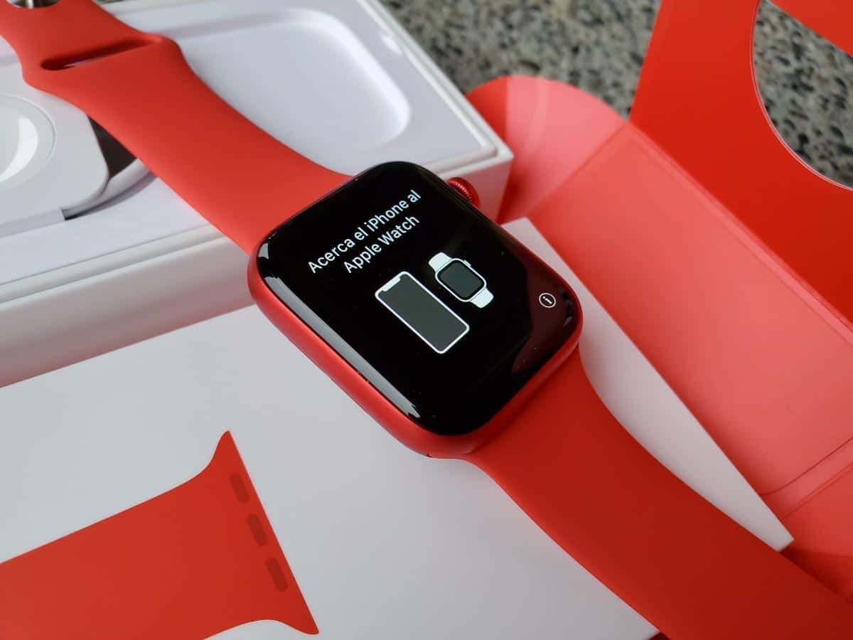 Apple Watch 6 Red