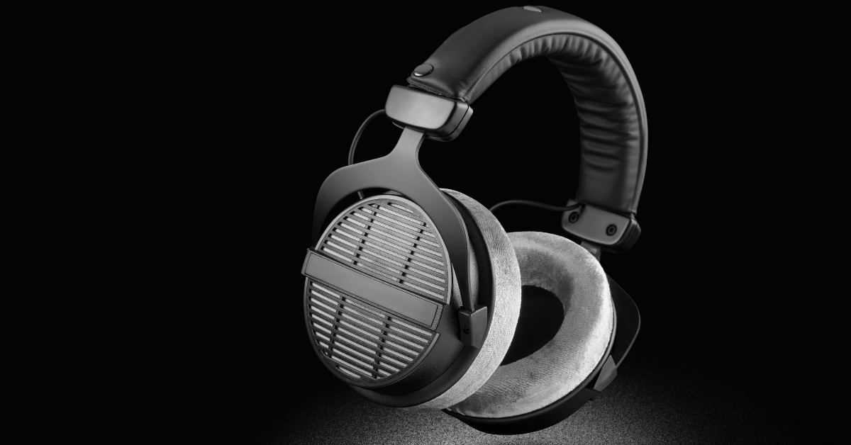 casti over-ear